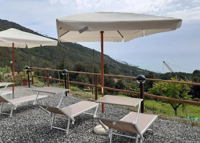 Casa Cinzia Cinque Terre Апартаменты *